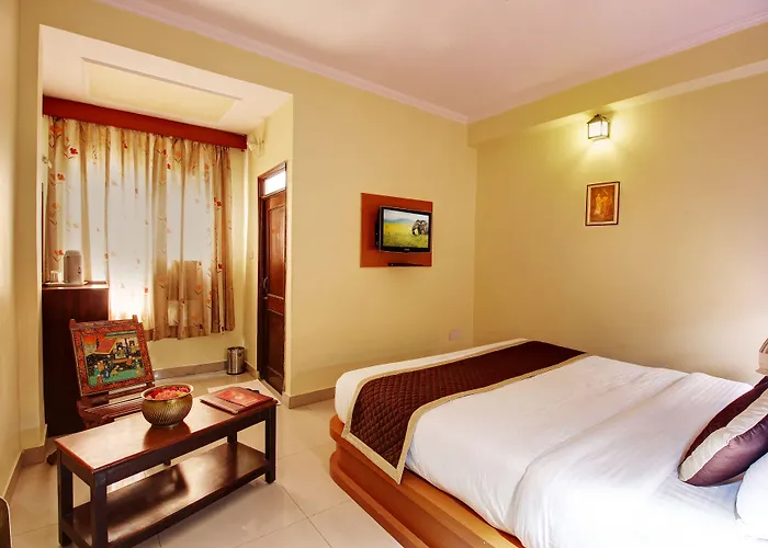 Hotel Jaisingh Palace