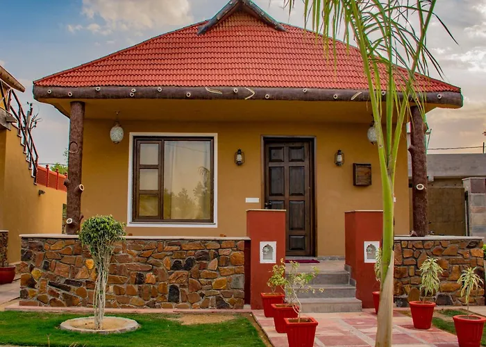 Hotel with Tennis: Hathi Mauja